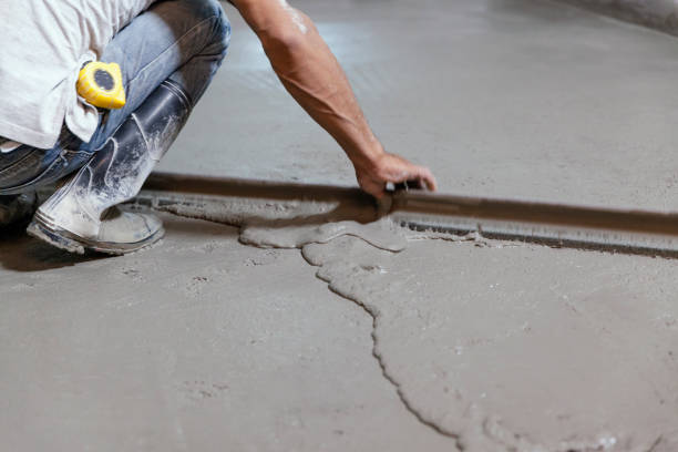 Best Concrete Walkway Installation  in Oyster Creek, TX